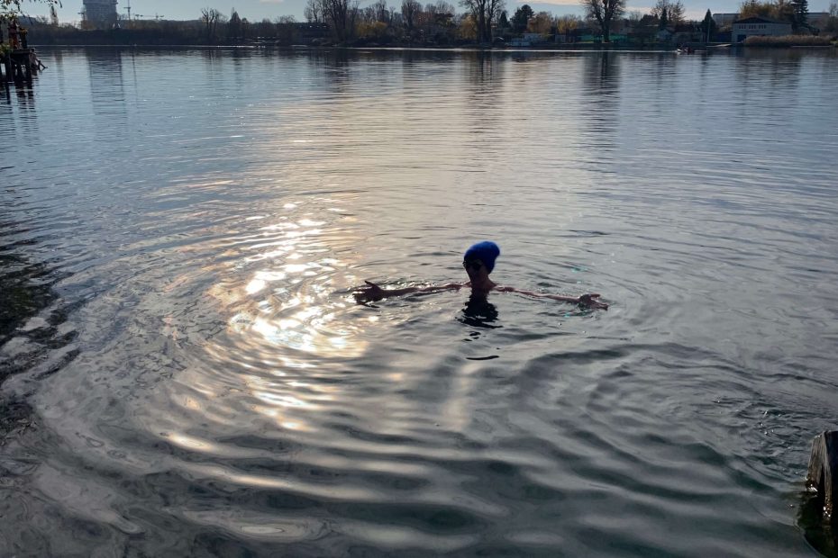 kältetraining durch winterbaden